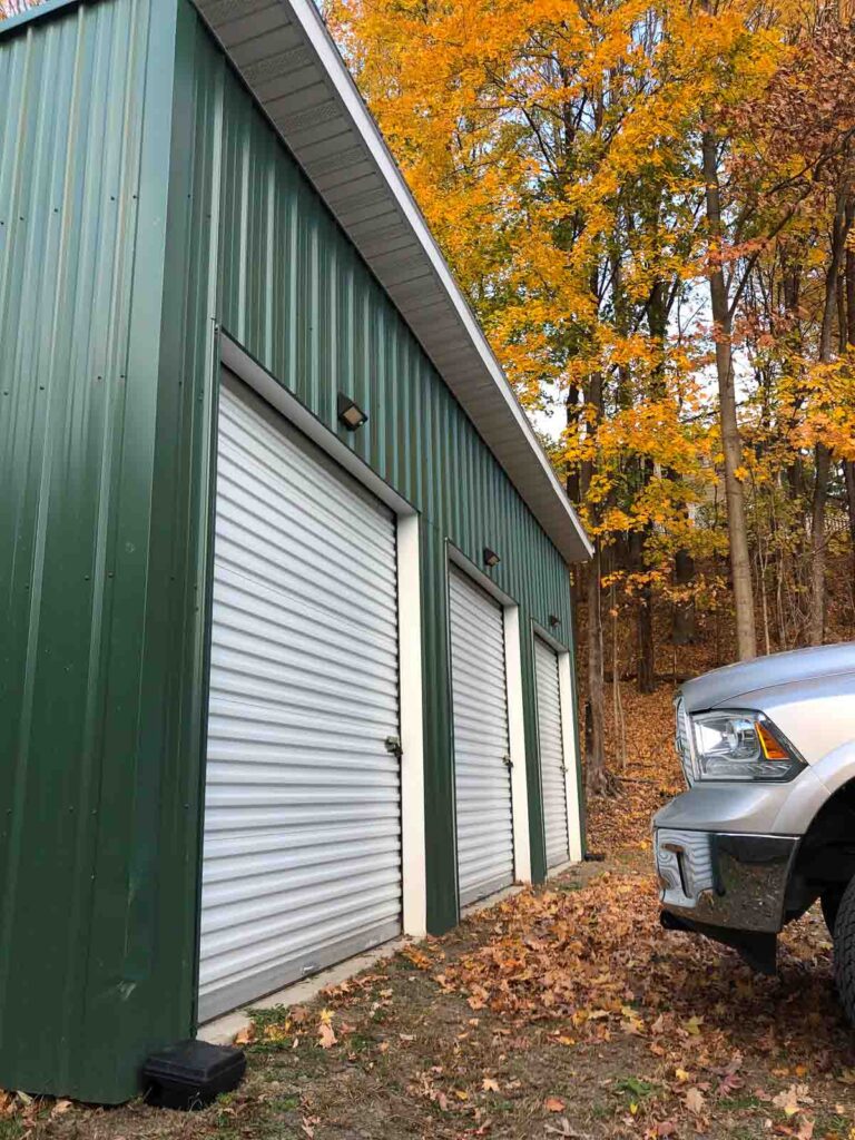 Side view of 10x20' self-storage units in Oneonta, NY.